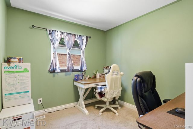 19411 Antago Street, Livonia, MI 48152
