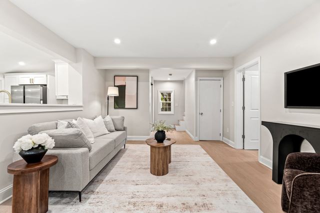 622 Textile Ave, Dracut, MA 01826