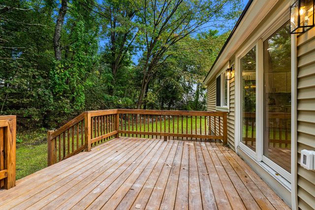 622 Textile Ave, Dracut, MA 01826