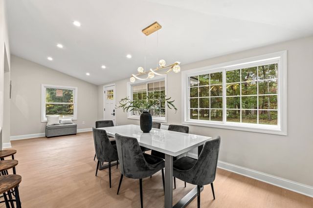 622 Textile Ave, Dracut, MA 01826