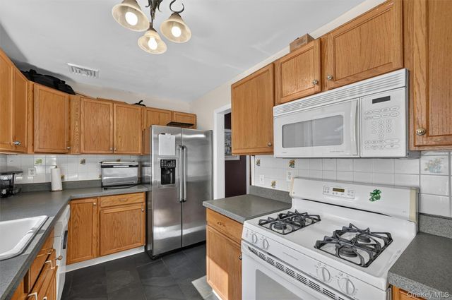 9 E Stone Street, Newburgh, NY 12550