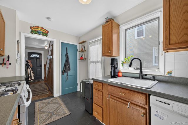 9 E Stone Street, Newburgh, NY 12550