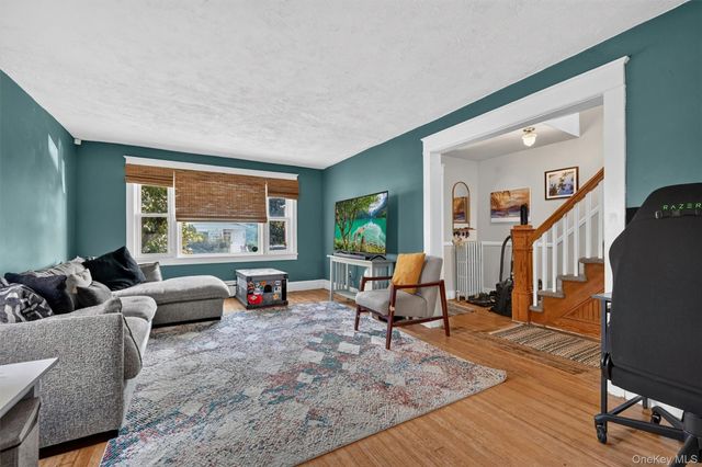 9 E Stone Street, Newburgh, NY 12550