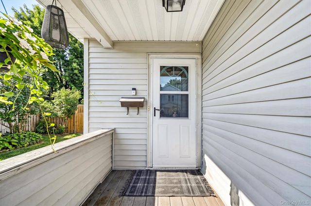 9 E Stone Street, Newburgh, NY 12550
