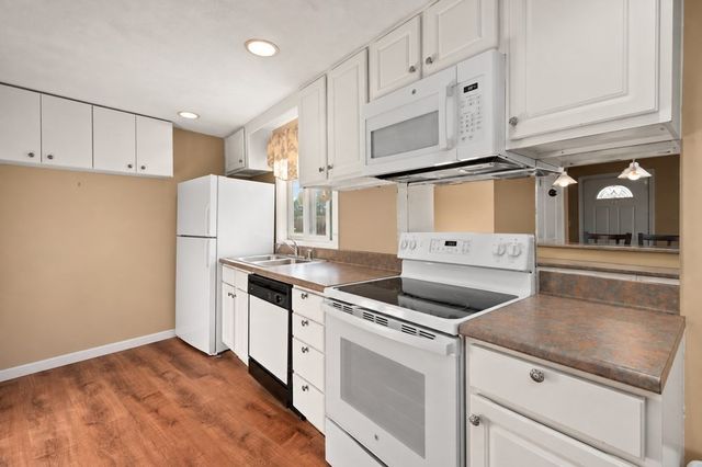 57 Hillcrest St, Waltham, MA 02451