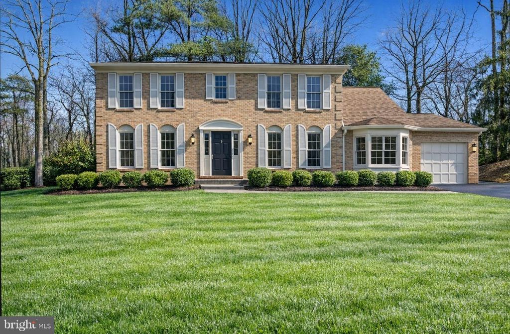 7718 BRIDLE PATH LN, Mclean, VA 22102