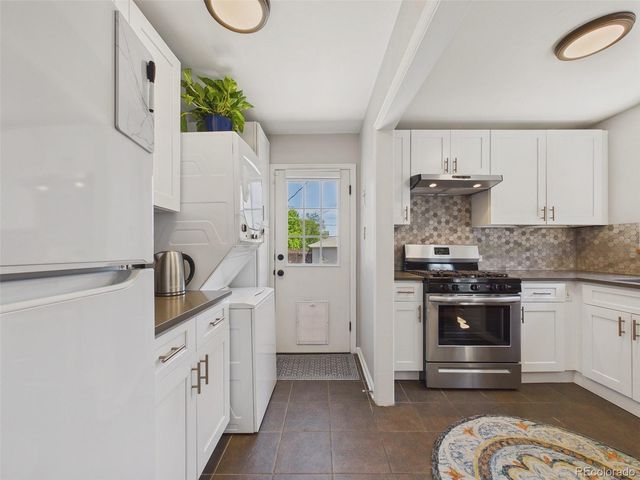 3250 Dexter Street, Denver, CO 80207
