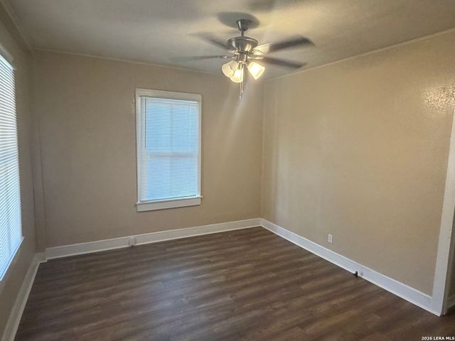 1015 Saint James, San Antonio, TX 78202