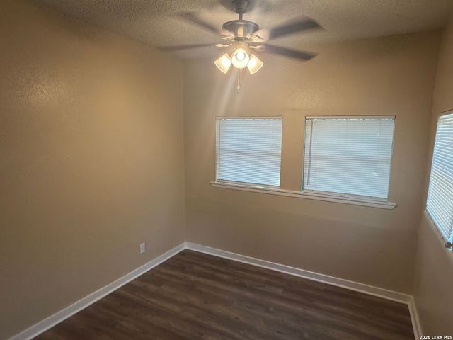 1015 Saint James, San Antonio, TX 78202