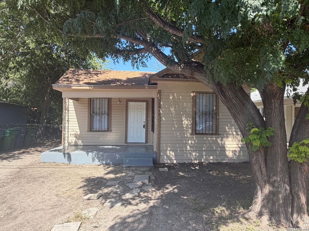 1015 Saint James, San Antonio, TX 78202