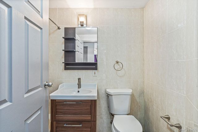 8115 Queens Boulevard 3A, Elmhurst, NY 11373