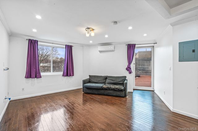 8115 Queens Boulevard 3A, Elmhurst, NY 11373