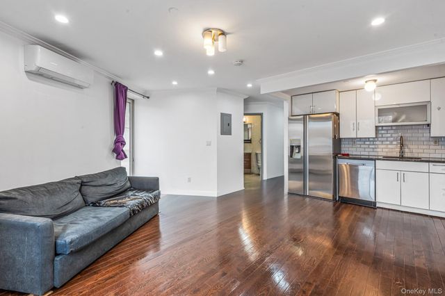 8115 Queens Boulevard 3A, Elmhurst, NY 11373