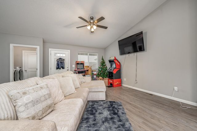 5286-5288 N Cypress St, Bel Aire, KS 67226