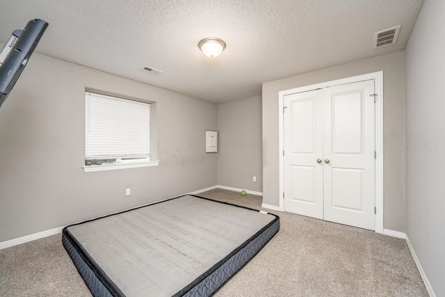 5286-5288 N Cypress St, Bel Aire, KS 67226