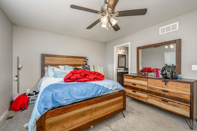 5286-5288 N Cypress St, Bel Aire, KS 67226