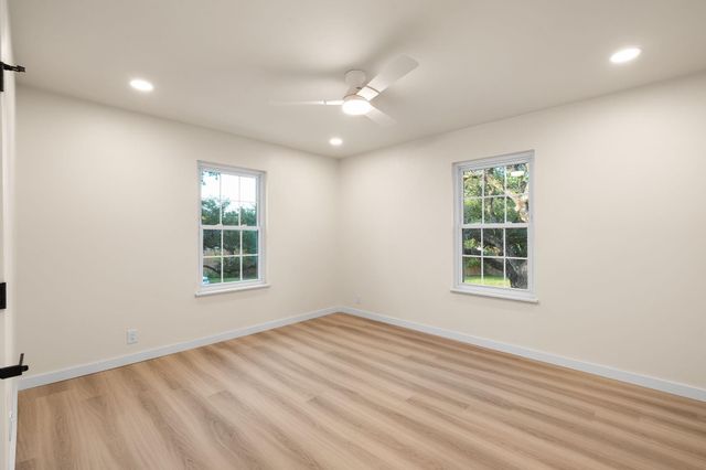 11929 Arabian TRL, Austin, TX 78759