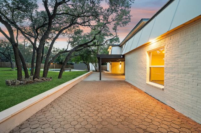 11929 Arabian TRL, Austin, TX 78759