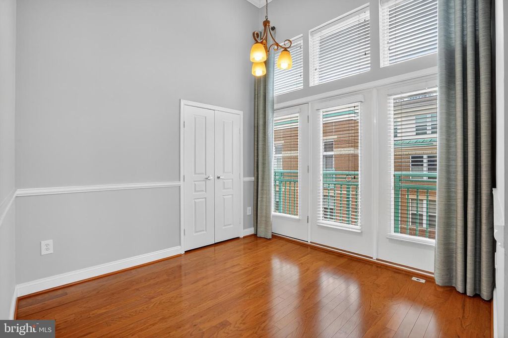 12000 MARKET ST #490, Reston, VA 20190