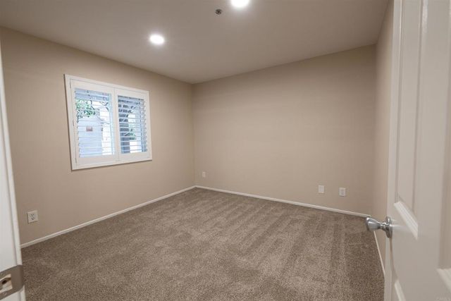 400 N Pacific St 111, Oceanside, CA 92054