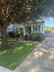 2216 Bluffstone DR, Round Rock, TX 78665