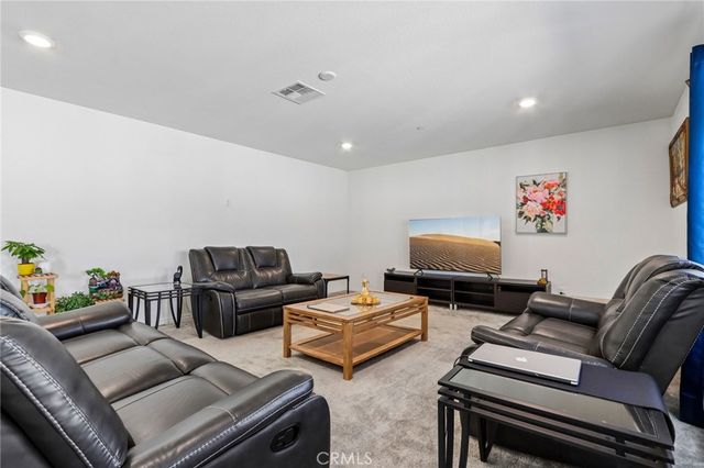 1948 Earp Way, Hemet, CA 92545