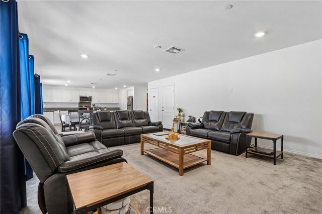 1948 Earp Way, Hemet, CA 92545