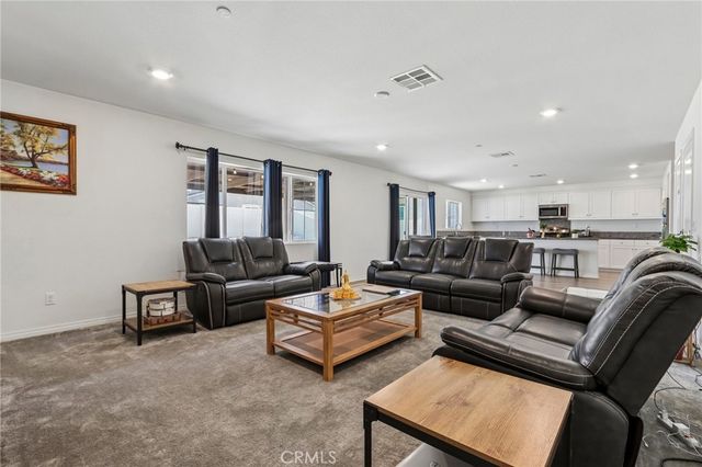 1948 Earp Way, Hemet, CA 92545
