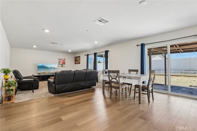 1948 Earp Way, Hemet, CA 92545