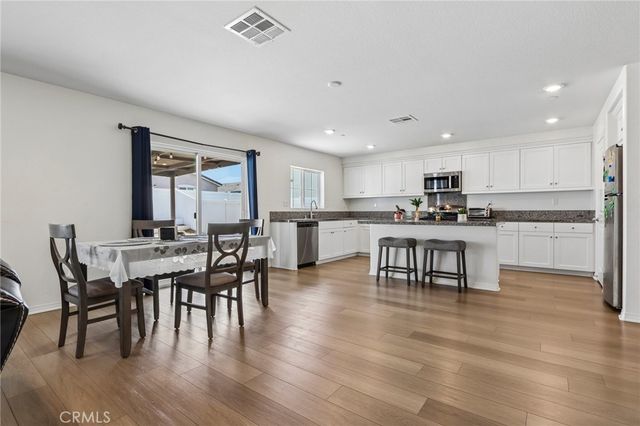 1948 Earp Way, Hemet, CA 92545