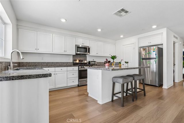 1948 Earp Way, Hemet, CA 92545