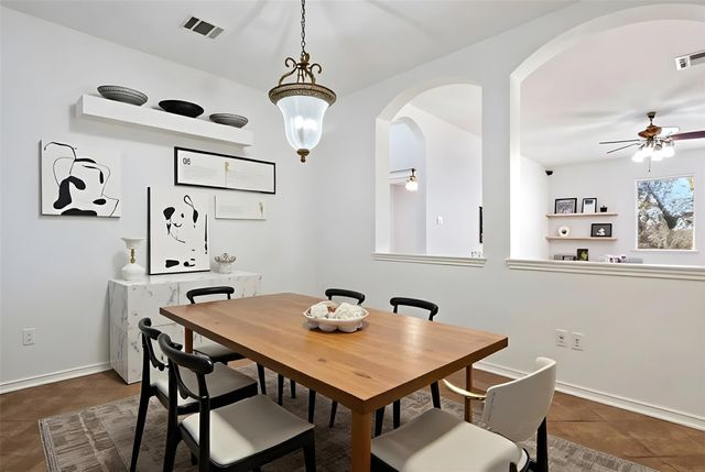 601 Red Hawk DR, Leander, TX 78641