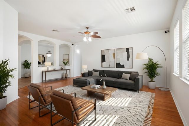 601 Red Hawk DR, Leander, TX 78641