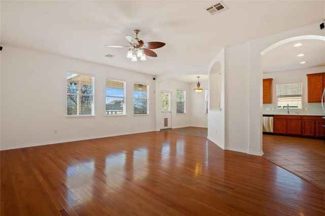 601 Red Hawk DR, Leander, TX 78641