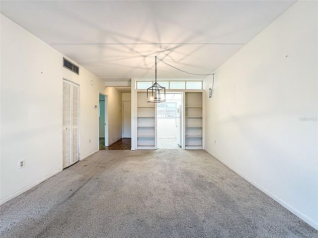 649 TAMIAMI TRAIL S 112, Venice, FL 34285