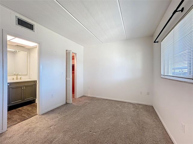 649 TAMIAMI TRAIL S 112, Venice, FL 34285