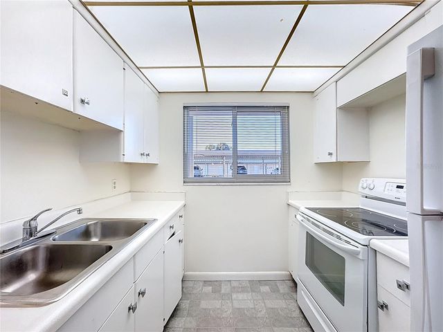 649 TAMIAMI TRAIL S 112, Venice, FL 34285