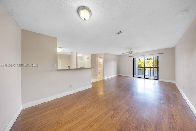 11225 W Atlantic Blvd 204, Coral Springs, FL 33071