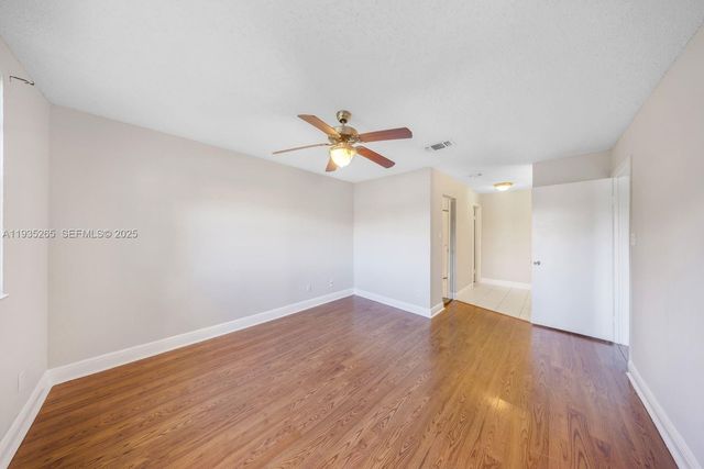 11225 W Atlantic Blvd 204, Coral Springs, FL 33071