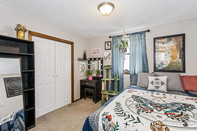 5431 S Sycamore Ave, Wichita, KS 67217