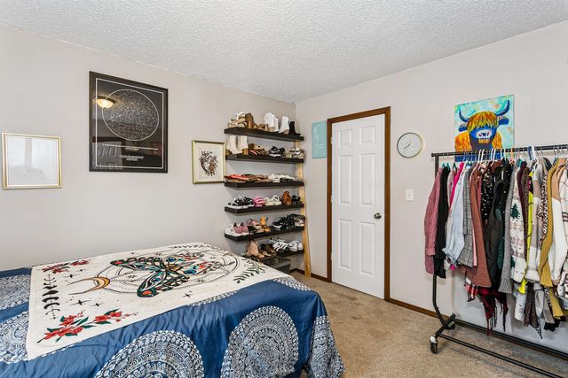 5431 S Sycamore Ave, Wichita, KS 67217