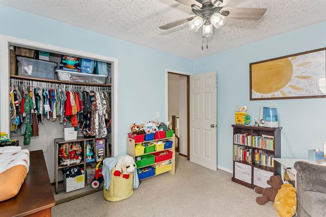 5431 S Sycamore Ave, Wichita, KS 67217