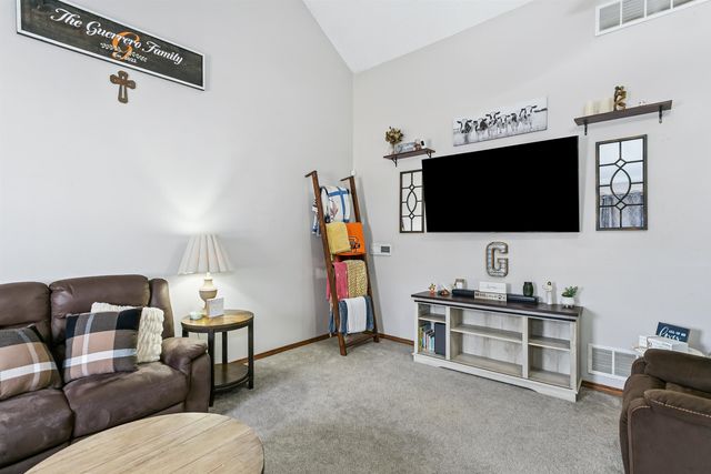 5431 S Sycamore Ave, Wichita, KS 67217