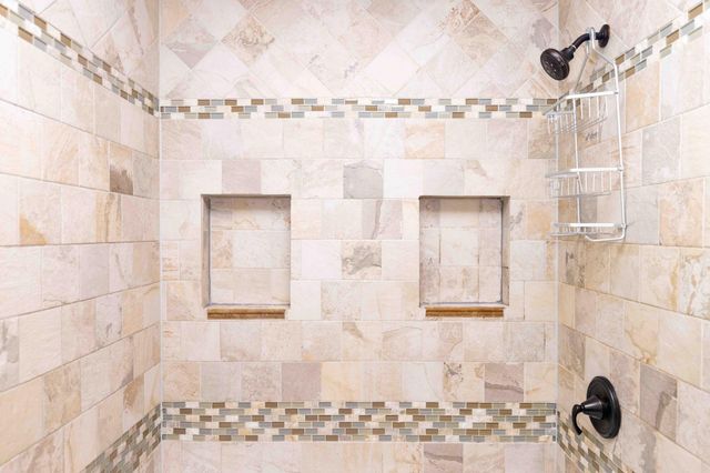 790 Lakeridge Drive, West Fargo, ND 58078