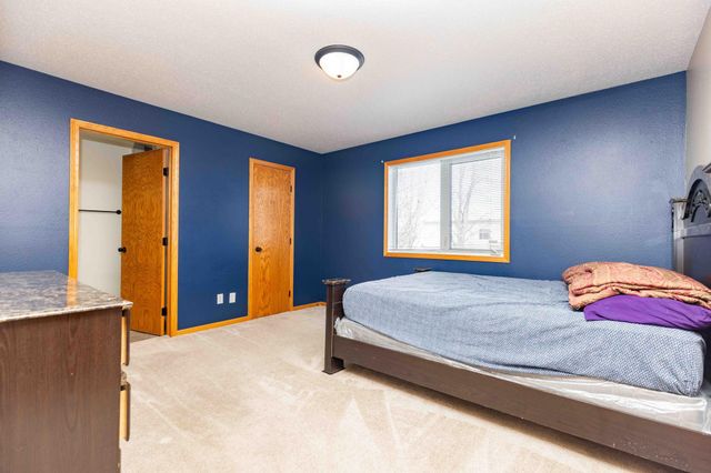 790 Lakeridge Drive, West Fargo, ND 58078