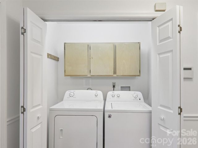 927 Ladson Road, Mills River, NC 28759