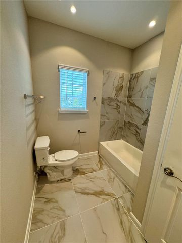 12310 Tower Pine Drive, Atascocita, TX 77346