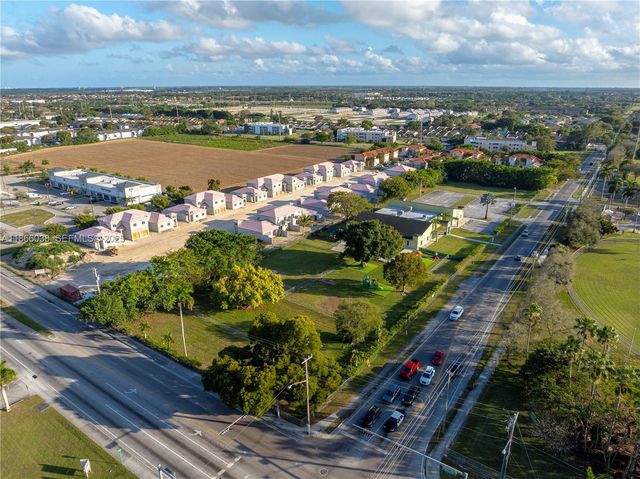 1200 NE 8th Street, Homestead, FL 33033