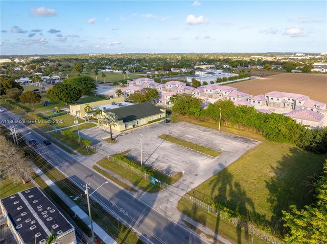1200 NE 8th Street, Homestead, FL 33033