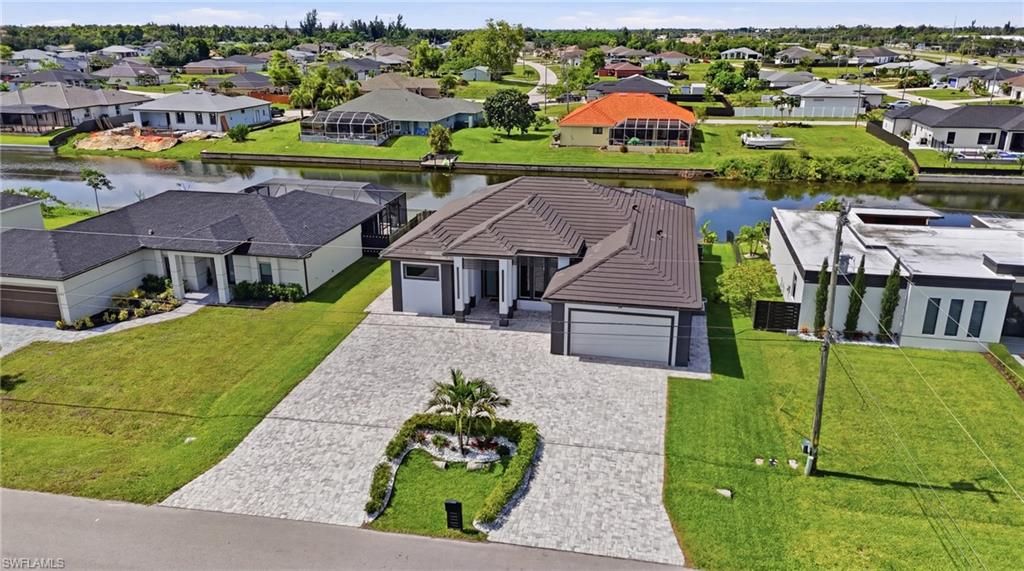 18 NE 6th ST, CAPE CORAL, FL 33909 — photo 2